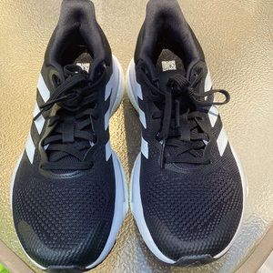 Women’s Adidas Solar Glide size 7 1/2